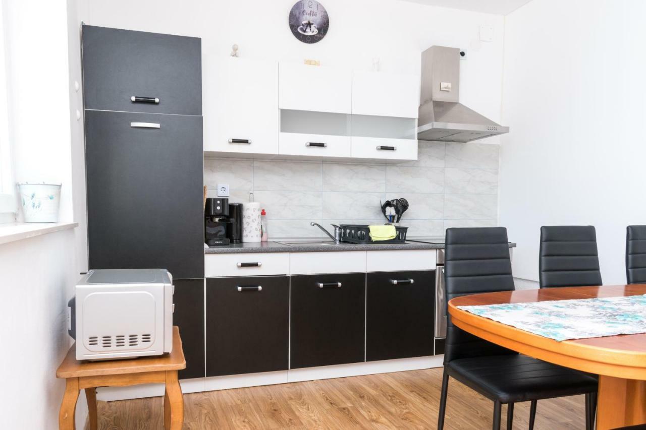 Apartment Rora Zaboric Exterior photo